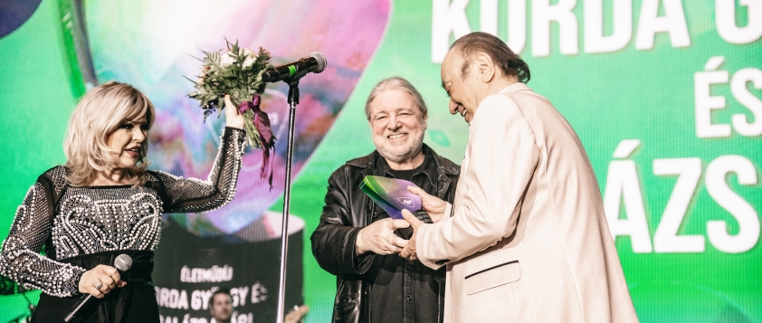 Így vette át Korda György és Balázs Klári meglepetés életműdíjukat a Budapest Parkban