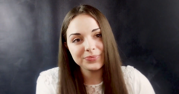 Ki ez a lány? Interjú Oroszi Fannival a Fonogram TikTok-kampányából